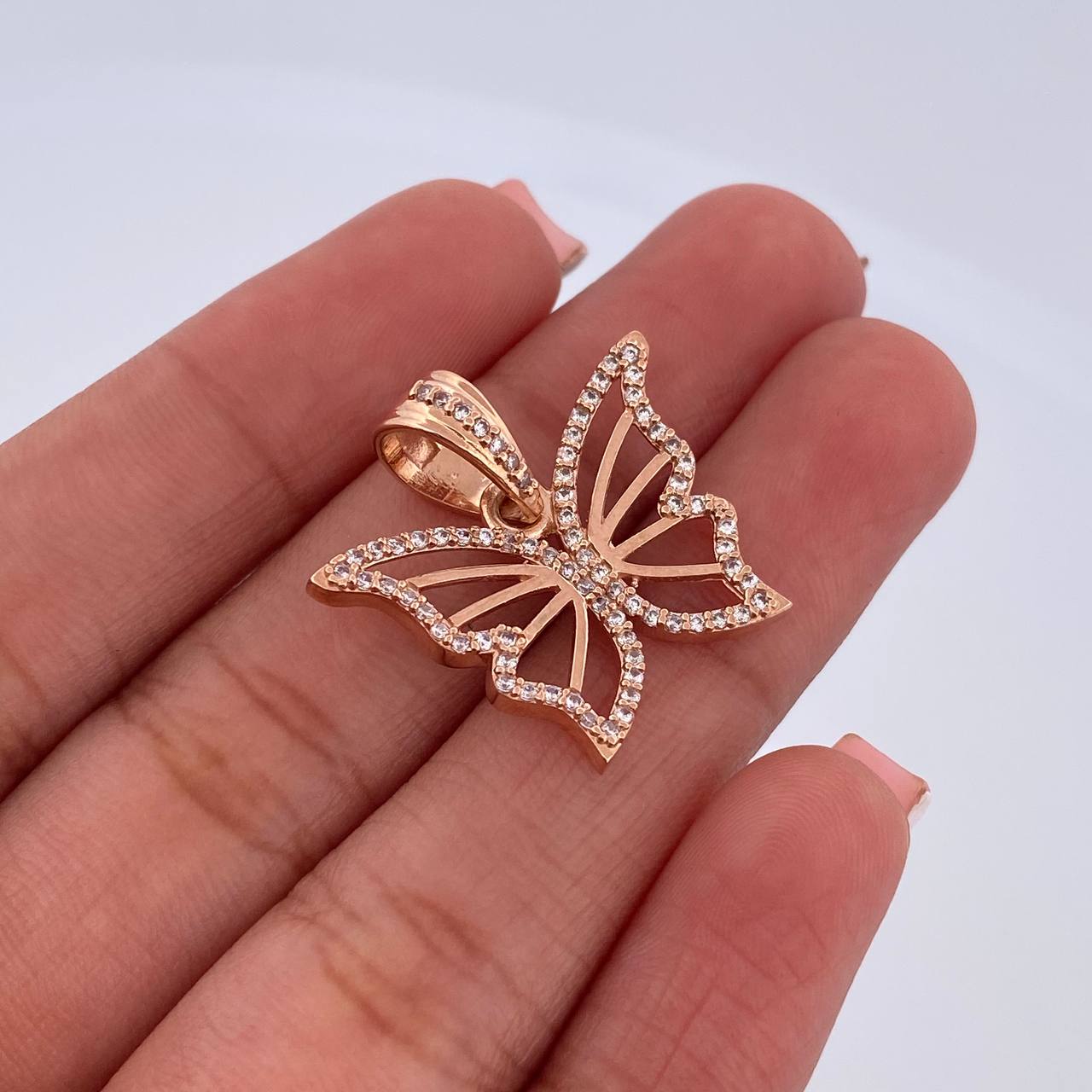 Dije Mariposa 3.25gr / 2cm / Circones Blancos Oro Rosa 18K &