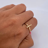 Anillo Cruz Gotica 1.7gr / T6 1/4 / Circones Blancos Oro Amarillo 18K &