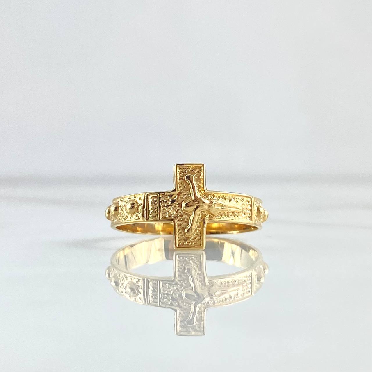 Anillo Cruz Cristo 3.05gr / T9 1/4 / Texturizado Oro Amarillo 18K