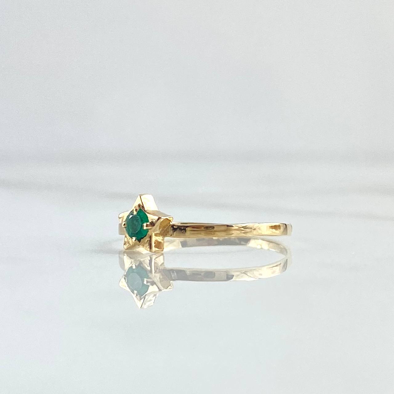 Anillo Estrella 0.95gr / T6 1/2 / Esmeralda 5 Pts Oro Amarillo 18K (Joya)