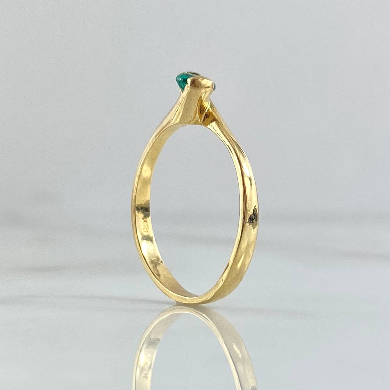 Anillo Solitario Abrazo 2.3gr / T7 / Esmeraldas 28 Pts Oro Amarillo 18K (Joya)