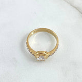 Anillo Solitario Hevilla Curveada 3.55gr / T7 1/4 / Circones Blancos Oro Amarillo 18K