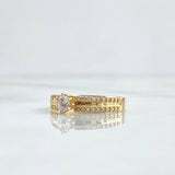 Anillo Solitario Carril Medular 2.55gr / T6 3/4 / Circones Blancos Oro Amarillo 18K