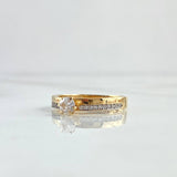 Anillo Solitario Carril Parcial 2.35gr / T7 / Circones Blancos Dos Oros Amarillo Blanco 18K