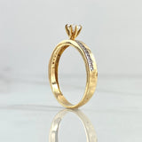 Anillo Solitario Carril Parcial 2.35gr / T7 / Circones Blancos Dos Oros Amarillo Blanco 18K