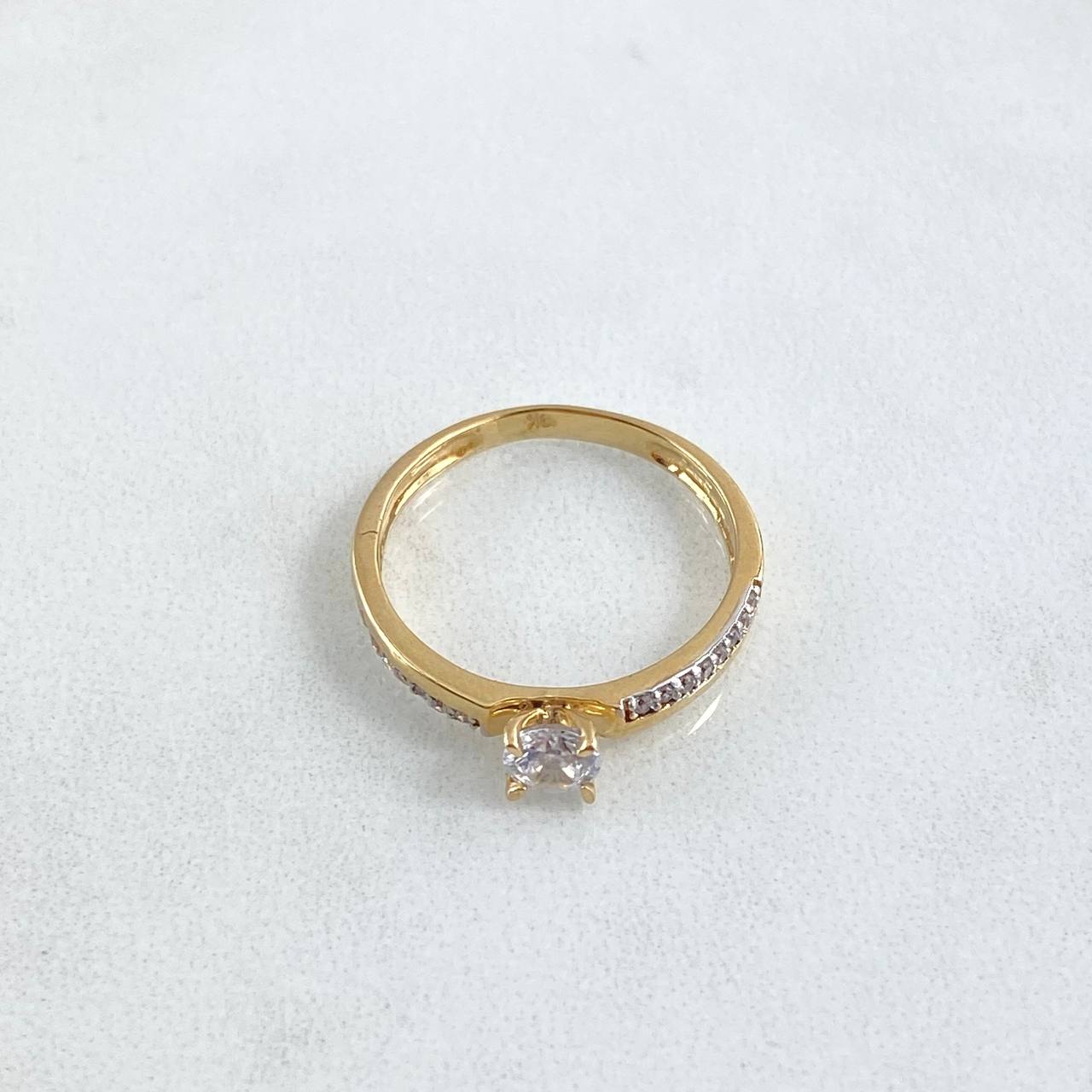 Anillo Solitario Bifurcación Parcial 2.3gr / T6 3/4 / Circones Blancos Oro Amarillo 18K