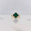 Anillo Trebol VCyA 2.7gr / T6 / Malaquita Verde Liso Oro Amarillo 18K &