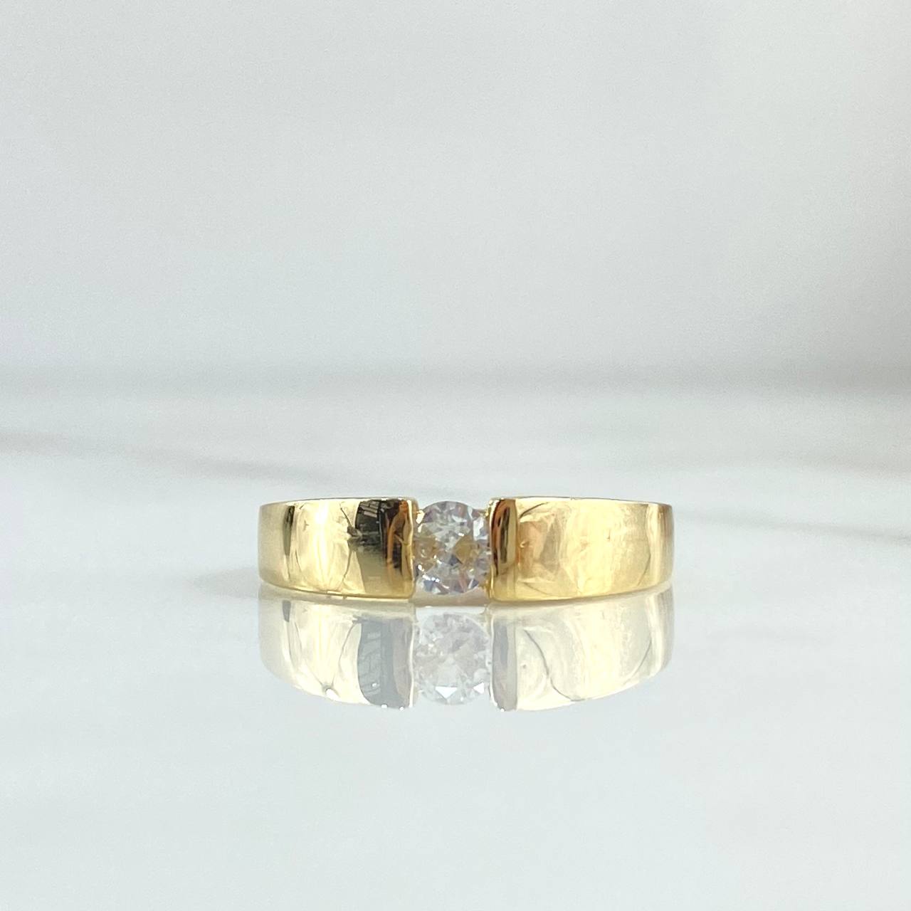 Anillo Solitario Recto Inscrustado 2.4gr / T6 1/2 / Circon Blanco Oro Amarillo 18K *