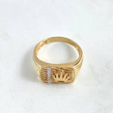 Anillo Corona Estrias Diagonales 5.65gr / T9 1/4 / Circones Blancos Oro Amarillo 18K