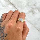 Anillo Cuadro Grueso 3.8gr / T7 / Circones Blancos Oro Amarillo 18K