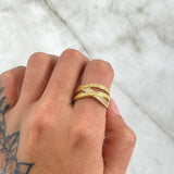 Anillo Rustico Tribal 4.35gr / T7 1/2 / Circones Blancos Oro Amarillo 18K