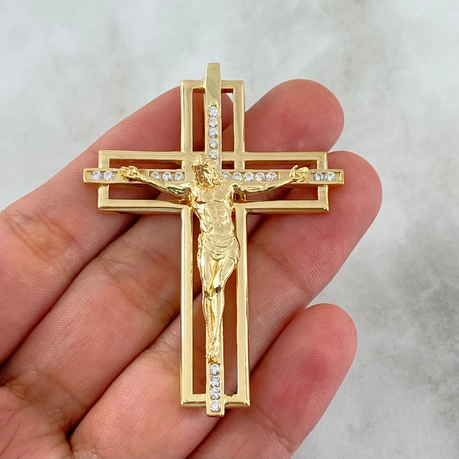 Fabricacion Bajo Pedido Dije Cruz Cristo 23gr / Circones Blancos Oro Amarillo 18K