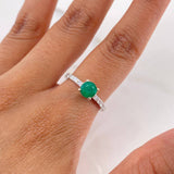 Anillo Solitario Churumbela 2.35gr / T6 1/2 / Esmeralda 49 Pts Diamante 30 Pts Oro Blanco 18K (Joya) &