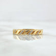 Anillo Trenza en Relieve 2.6gr / T7 1/4 / Circones Blancos Oro Amarillo 18K