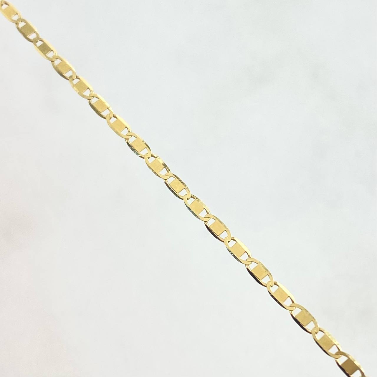 Cadena Plana 2.05gr / 60cm / 1.4mm Oro Amarillo +3 18K