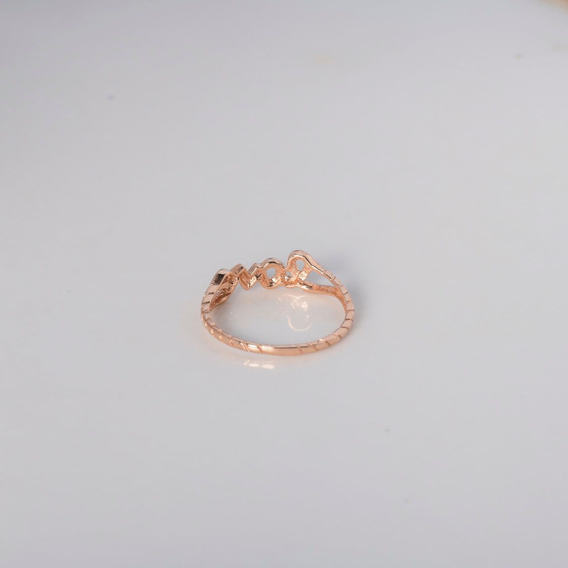 Anillo Love 1.4gr / T6 1/2 / Oro Rosa $