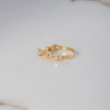 Anillo Solitario Churumbela 2.35gr / T6 1/4 / Circones Blancos Oro Amarillo $