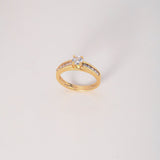 Anillo Solitario Churumbela 3.4gr / T6 1/2 / Circones Blancos Oro Amarillo $