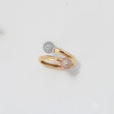 Anillo Tu y Yo 3.45gr / T7 1/4 / 6mm Bolas Circones Blancos Tres Oros $