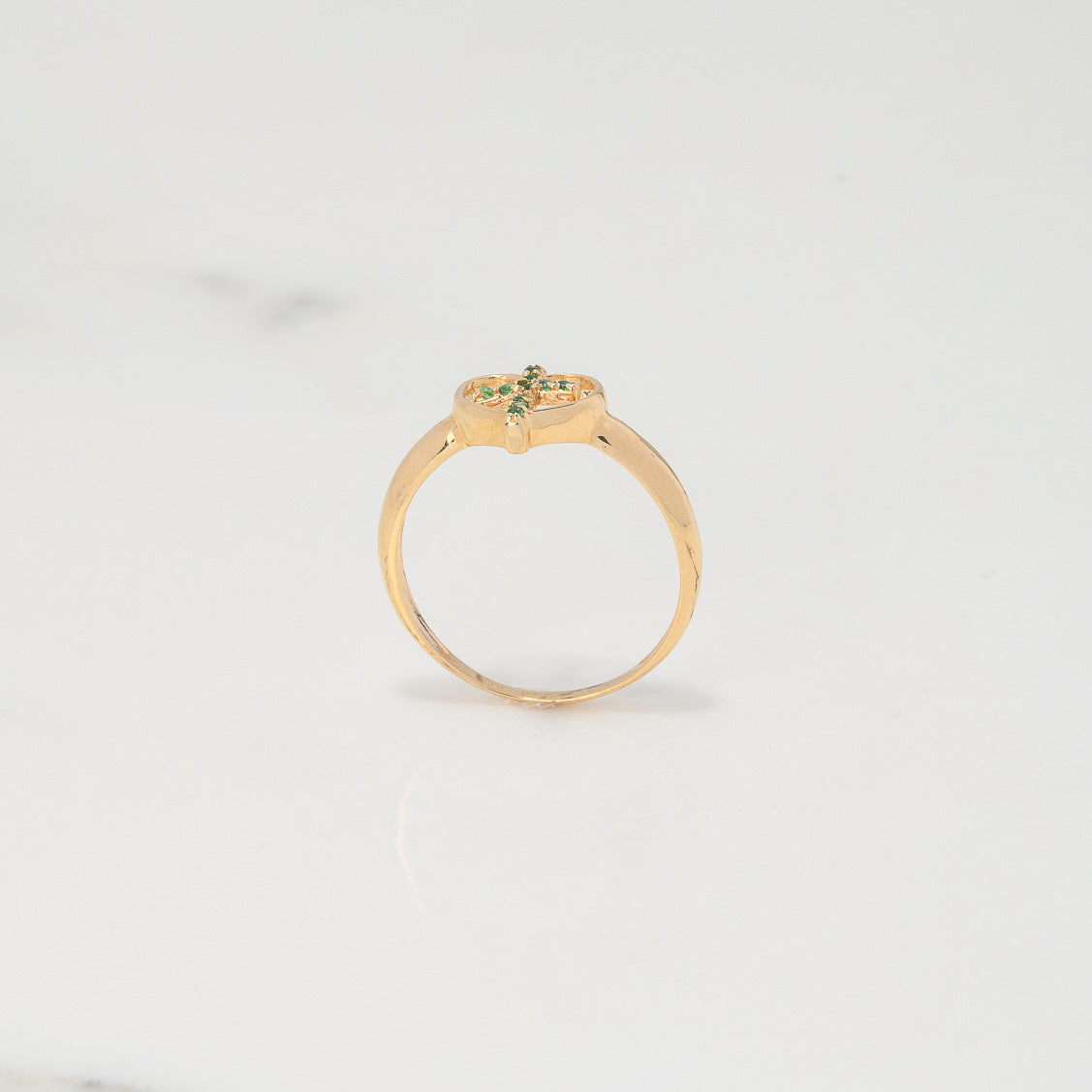 Anillo Cruz Corazón 1.8gr / T6 1/2 / Circones Verdes Oro Amarillo $