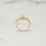 Anillo Solitario Churumbela 2.7gr / T6 3/4 / Circones Blancos Dos Oros Amarillo Blanco $