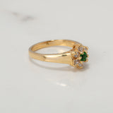 Anillo Flor 4.95gr / T8 / Circones Blancos Verdes Oro Amarillo $