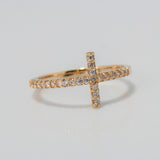 Anillo Cruz 2.1gr / T7 / Circones Blancos Oro Amarillo $