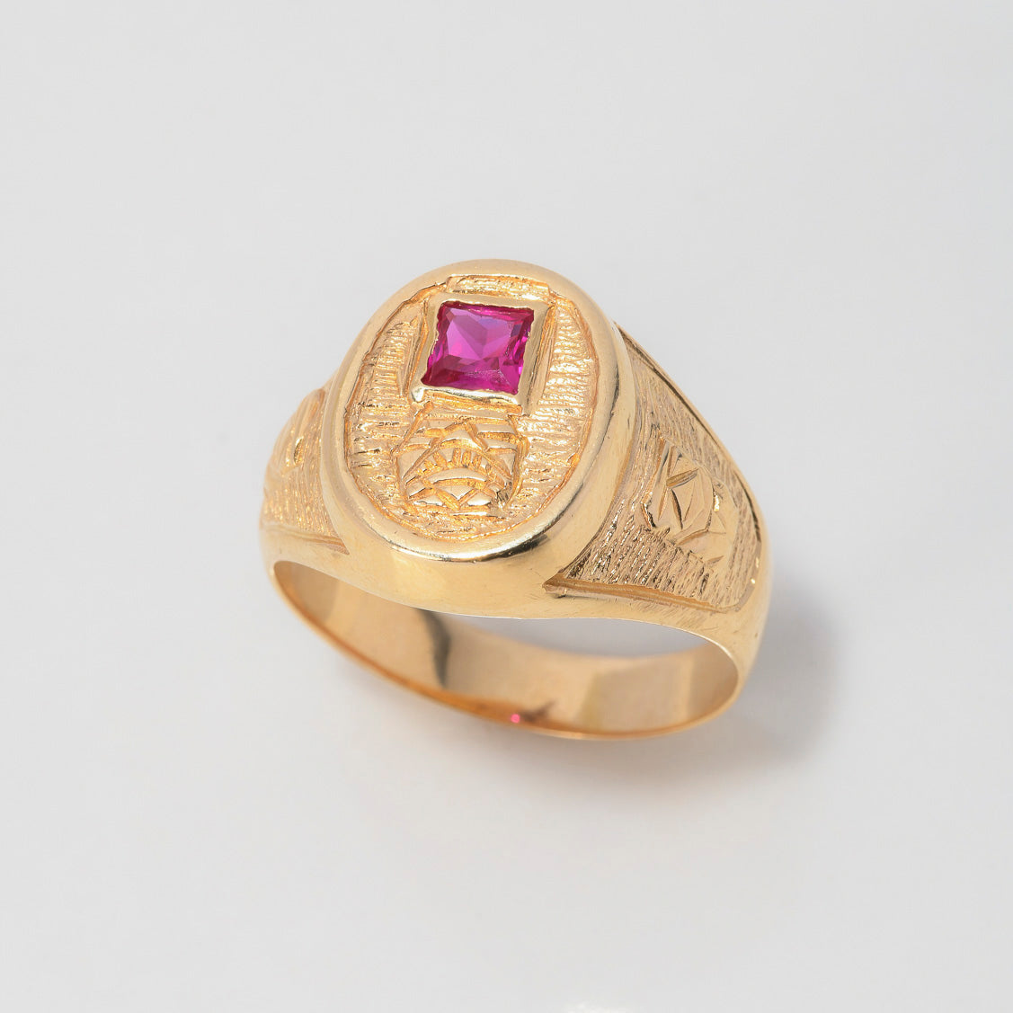 Anillo Sello Pre Colombino 6.4gr / T10 / Grabado Circon Fucsia Oro Amarillo $