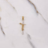 Dije Jesus 1.15gr / 3.4cm / Circones Blancos Oro Amarillo $