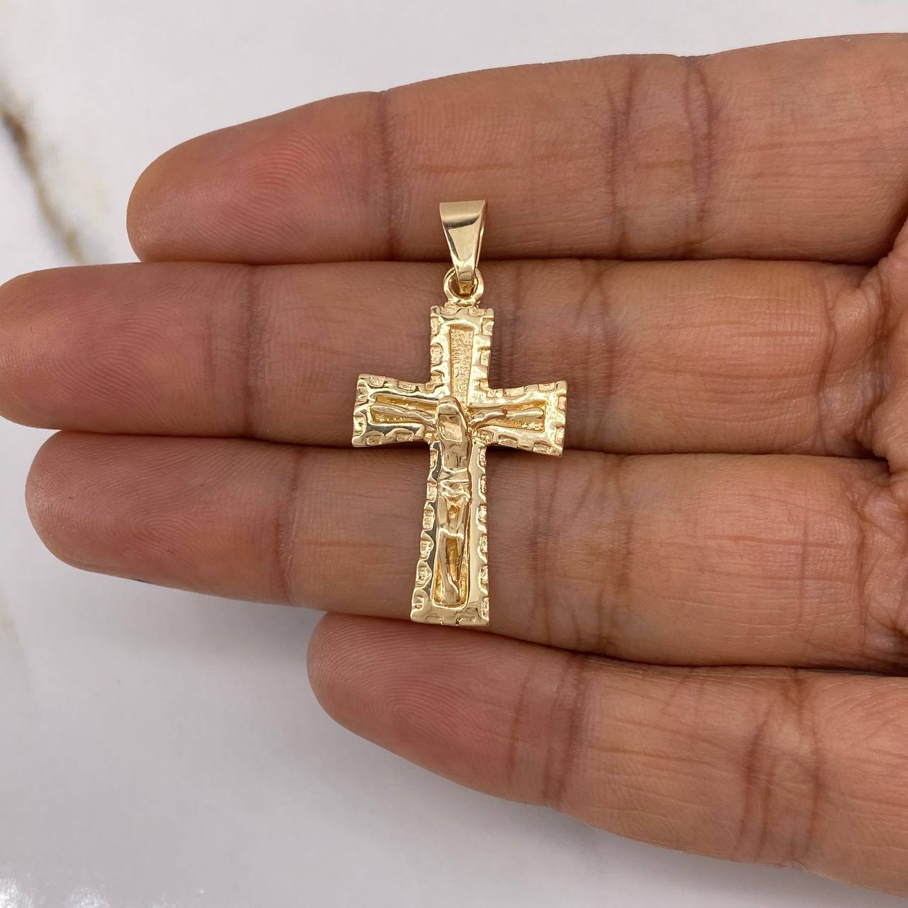 Dije Cruz Cristo 3.3gr / 3.5cm / Plana Oro Amarillo $