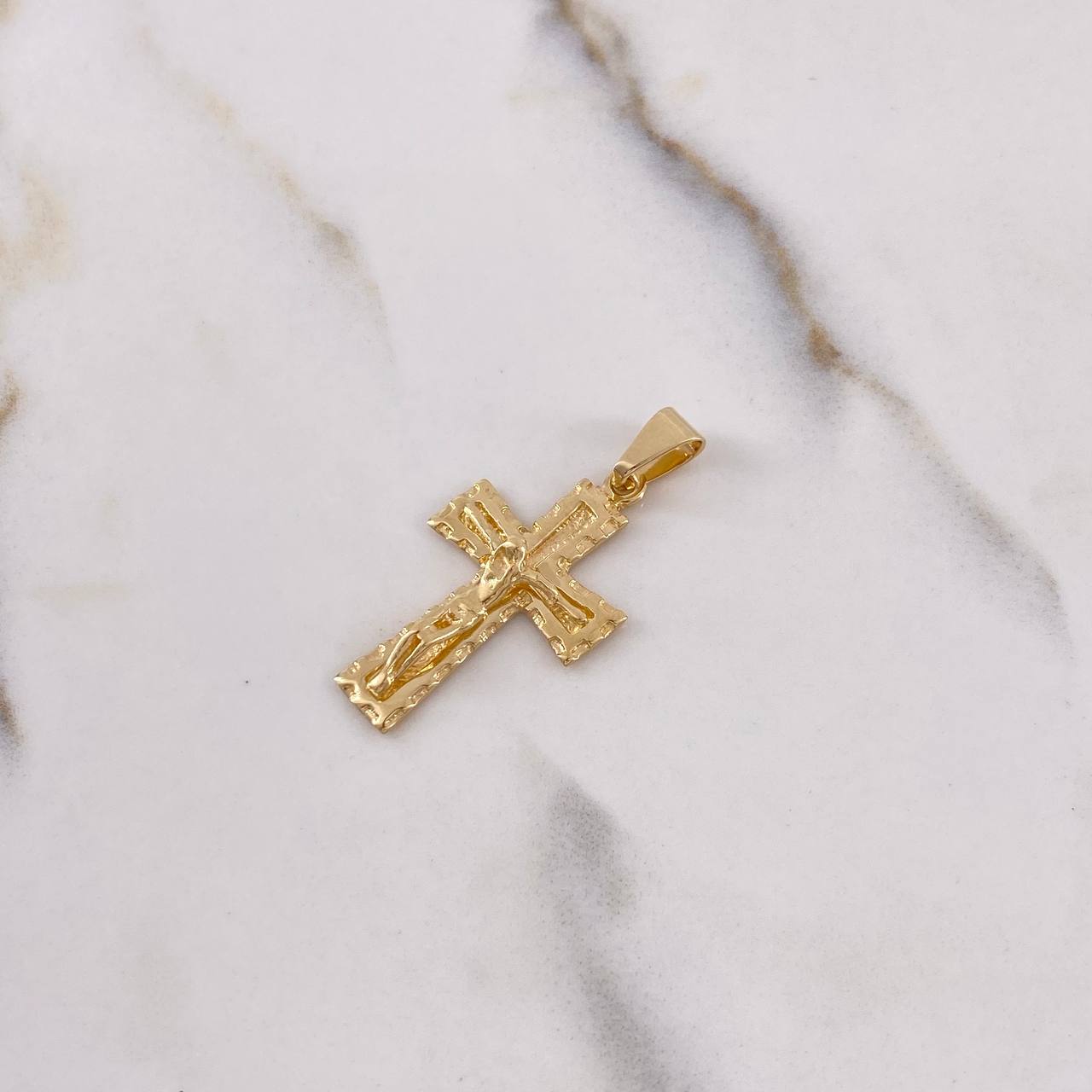 Dije Cruz Cristo 3.3gr / 3.5cm / Plana Oro Amarillo $