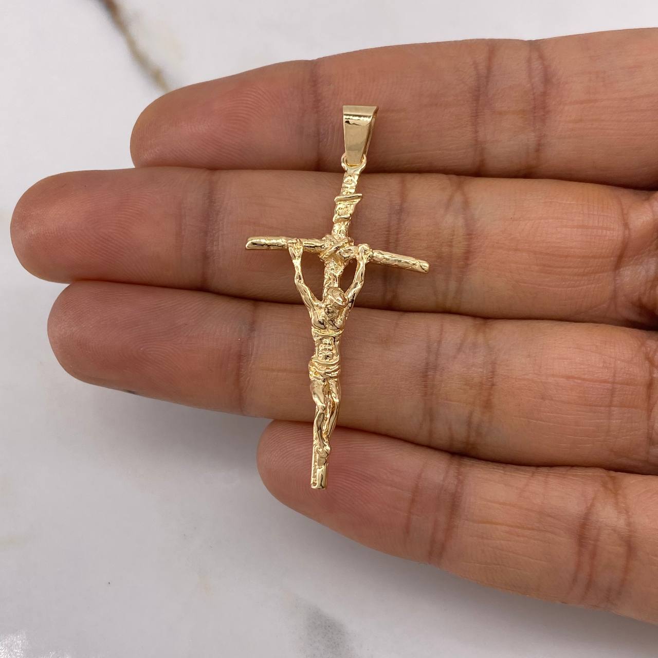 Dije Cruz Cristo 4.1gr / 4.5cm / Oro Amarillo $