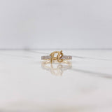 Anillo Fe 2.15gr / T6 1/2 / Circones Blancos Oro Amarillo $