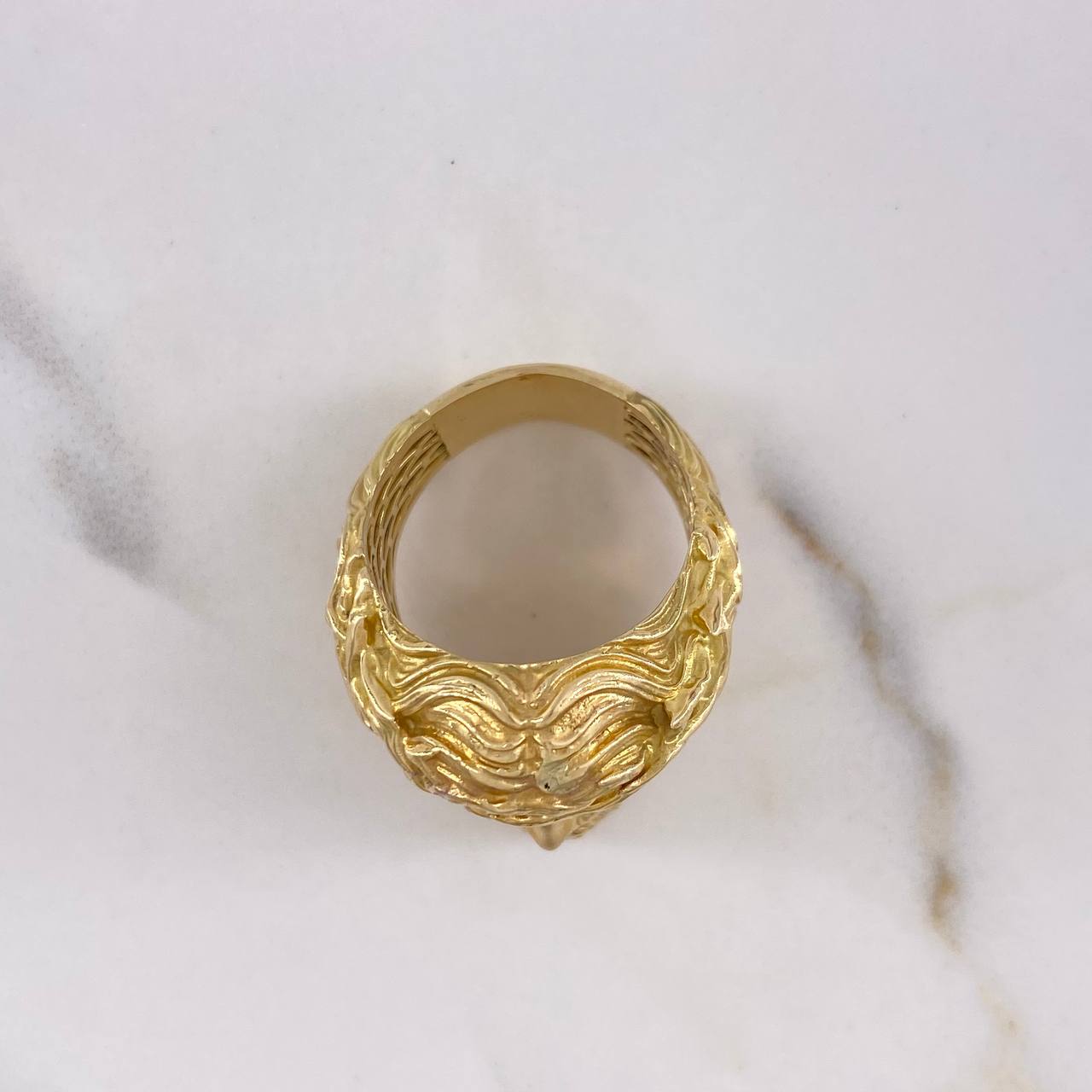 Anillo Rostro Cristo 11.4gr / T9 1/4 / Circones Azules Oro Amarillo $