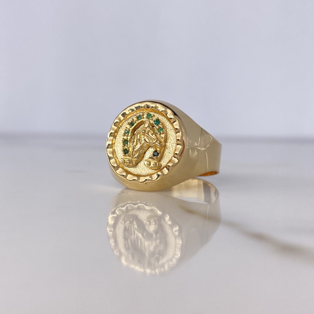 Anillo Sello Herradura Caballo 3.7gr / T11 / Circones Verdes Oro Amarillo $