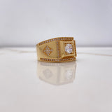 Anillo Rombos Cuadrado 10.85gr / T8 3/4 / Circones Blancos Oro Amarillo $