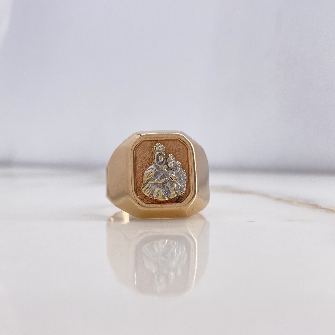 Anillo Sello Virgen del Carmen 3.9gr / T9 1/4 / Dos Oros Blanco Rosa $