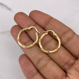 Candongas Deis 1.6gr / 2.4cm / Rayadas Entorchadas Oro Amarillo 18K $