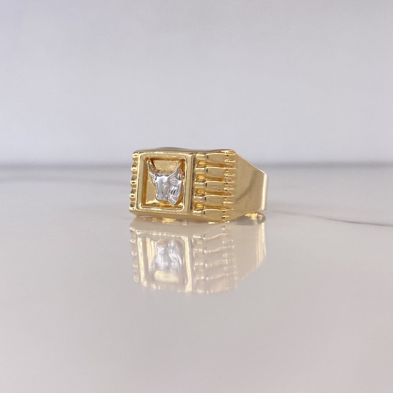 Anillo Sello Toro 3.1gr / T11 / Dos Oros Amarillo Blanco $