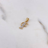 Dije Letra F 0.75gr / 1.7cm / Circones Blancos Dos Oros Amarillo Blanco 18K $