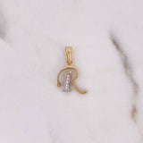 Dije Letra R 0.85gr / 1.9cm / Circones Blancos Dos Oros Amarillo Blanco 18K $