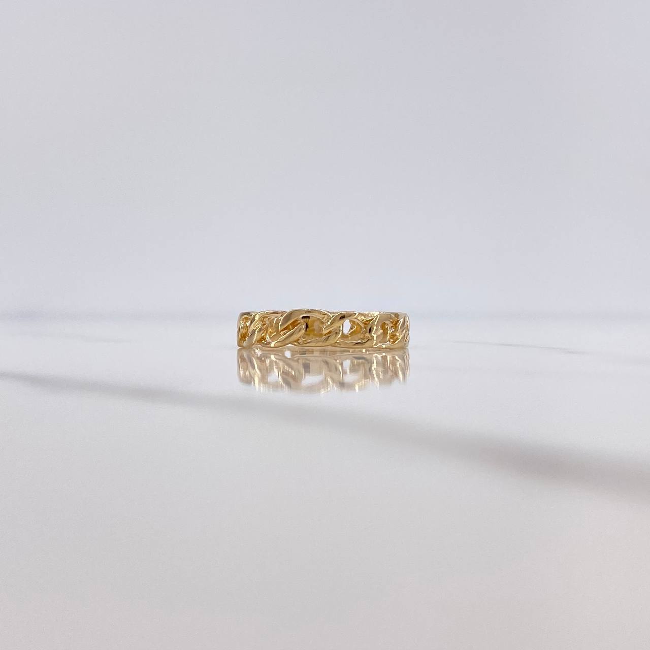 Anillo Cubano 2.1gr / T6 1/4 / Oro Amarillo 18K $