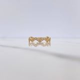 Anillo ZigZag 1.55gr / T6 3/4 / Circones Blancos Oro Amarillo 18K $