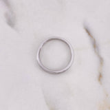 Anillo Argolla Churumbela 2gr / T7 3/4 / Circones Blancos Oro Blanco 18K $