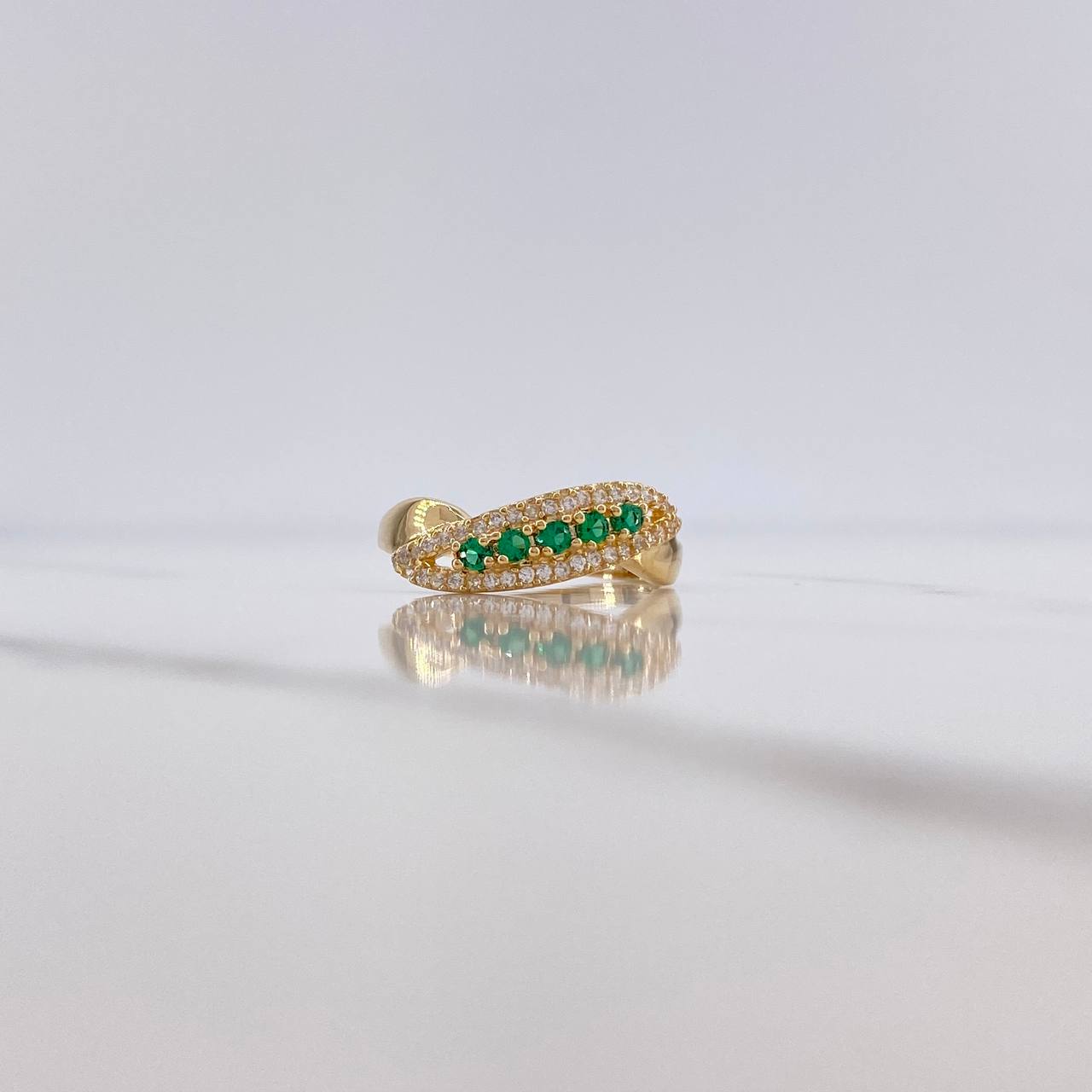 Anillo Banda 2.45gr / T7 / Circones Blancos Verdes Oro Amarillo 18K $