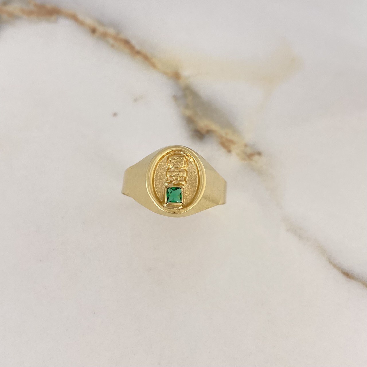 Anillo Sello Pre Colombino 2.6gr / T10 3/4 / Circon Verde Oro Amarillo $