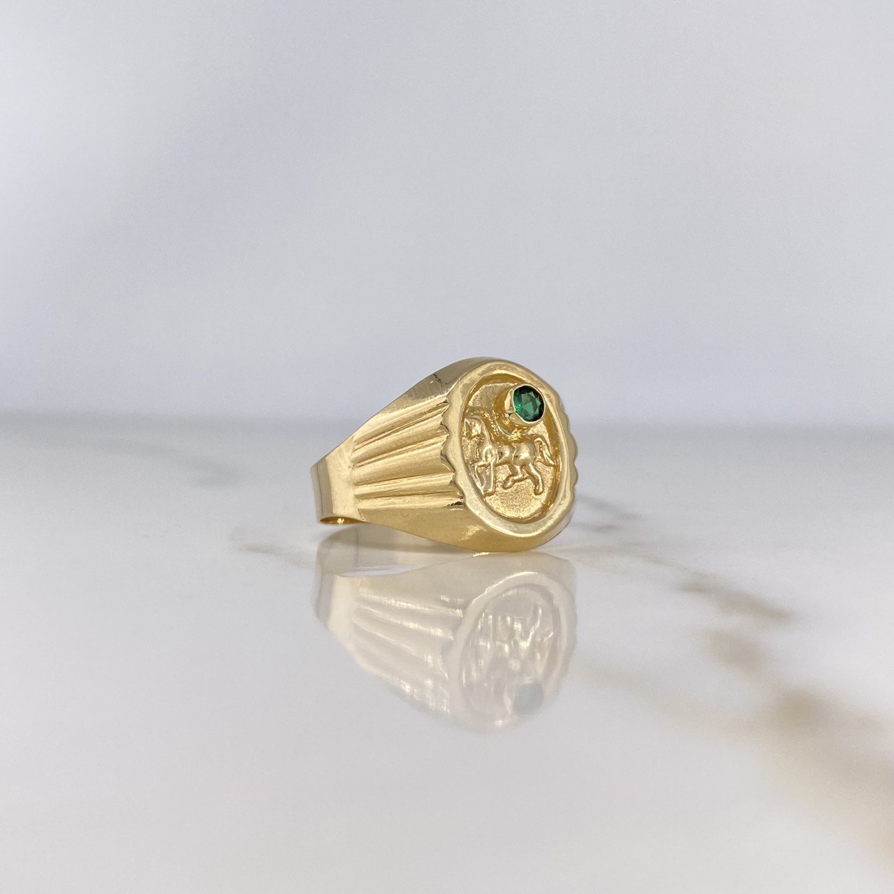 Anillo Sello Caballo 2.95gr / T11 / Circon Verde Oro Amarillo $