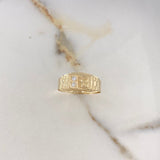 Anillo Quimbaya 2.15gr / T10 3/4 / Circones Blancos Oro Amarillo $