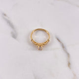 Anillo Solitario Churumbela 2.4gr / T6 1/2 / Circones Blancos Oro Amarillo $