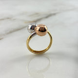 Anillo Tu y Yo 2.9gr / T6 / 10mm Bolas Tres Oros $